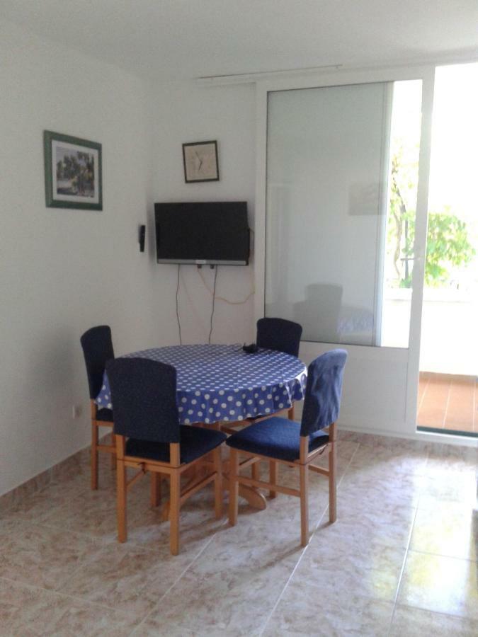 Apartment Milka Petrcane Bagian luar foto